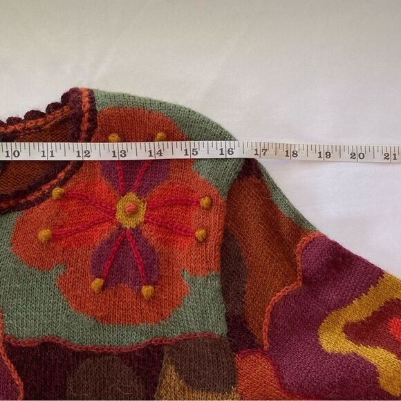NWOT Tabask Maroon/ Multicolored Floral Alpaca Sweater Size Small - Picture 14 of 16